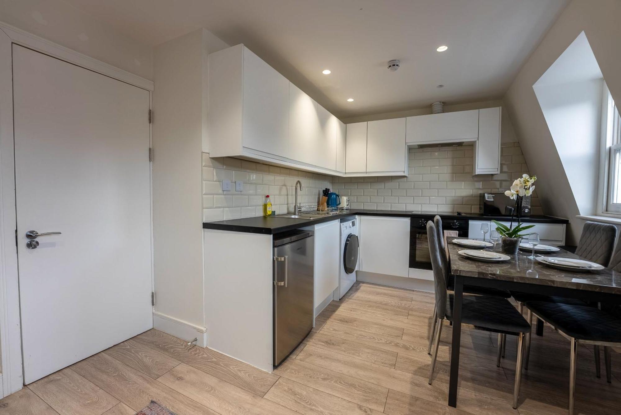 Home-Like 1-Br Flat In Victoria London Exterior photo